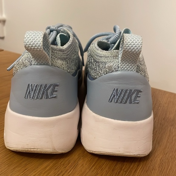 Nike Thea Sneakers - Picture 2 of 4